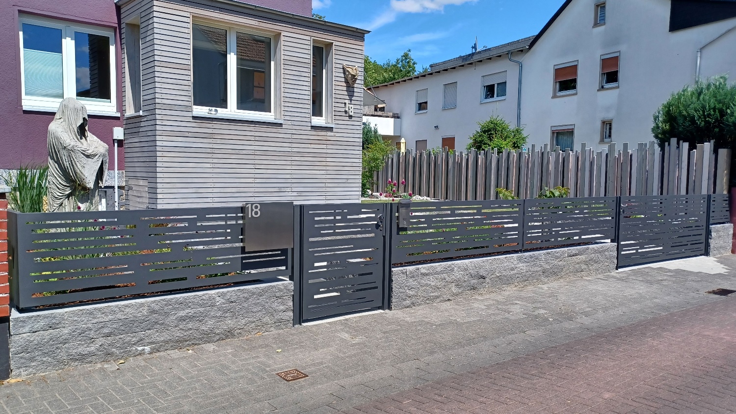 Metallbau: Zaun- und Toranlage Landkreis Gie&szlig;en